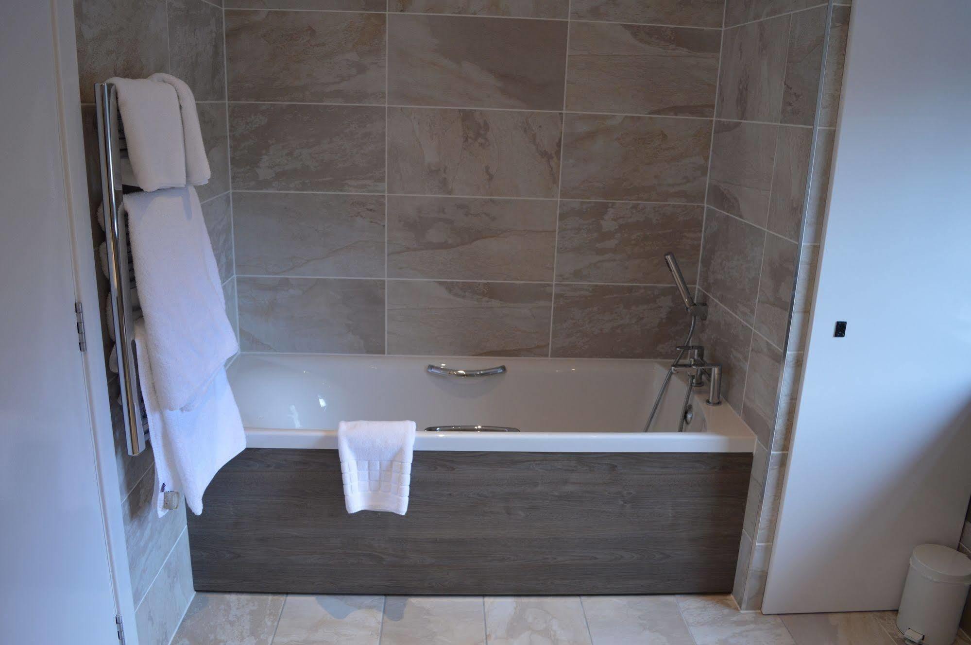 Fairwinds Hotel Carrbridge Bagian luar foto